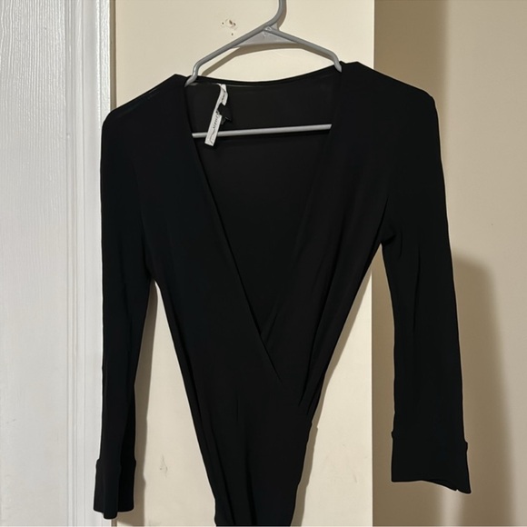 Vintage Diane Von Furstenberg wrap dress - Picture 3 of 7